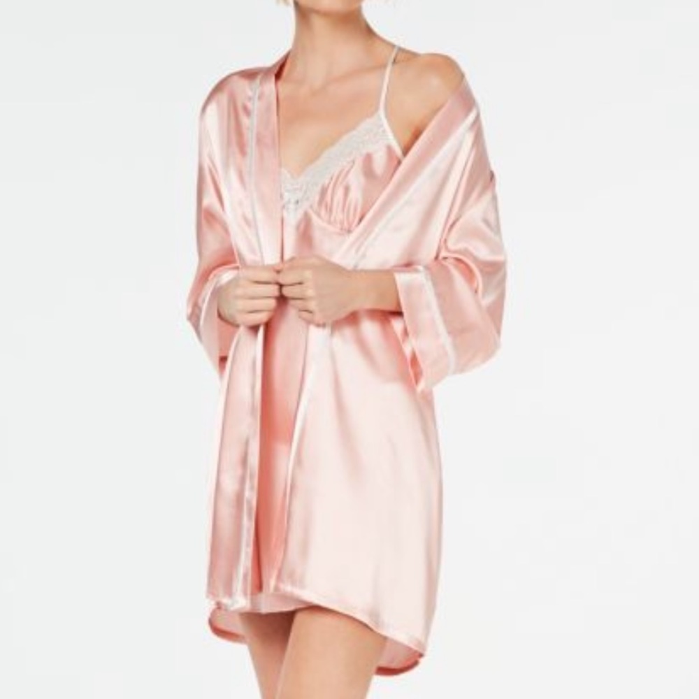 "Mom" robe 🤍